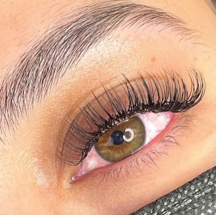 Classic lash extensions by Jailyne Castillo at Amor Esthetics, esthetician near me in Arizona